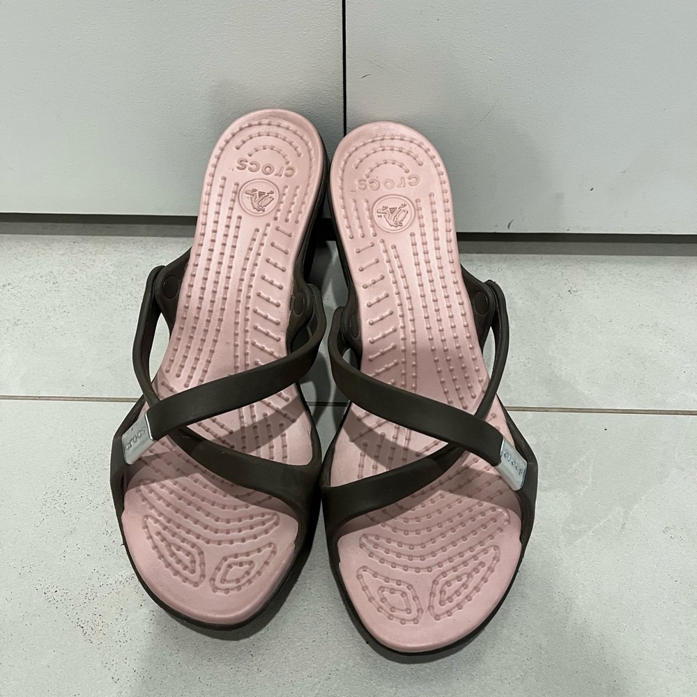 Crocs Women's Pink and Brown Sandals
